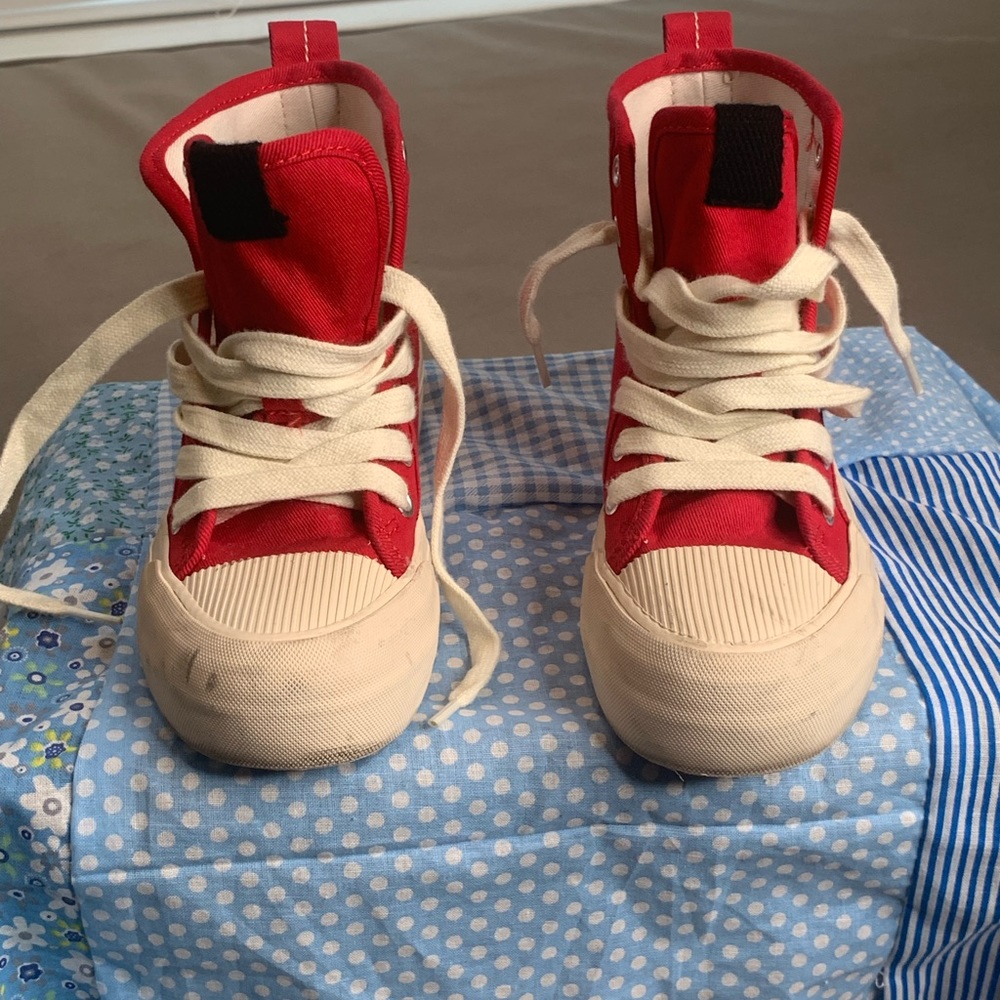 Zara “Red” Hightop Sneaker